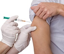 Las vacunas son un importante medio de prevención de enfermedades infecciosas. Fotografía de Tina Franklin, vía Flickr.