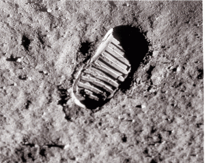 huella en la luna